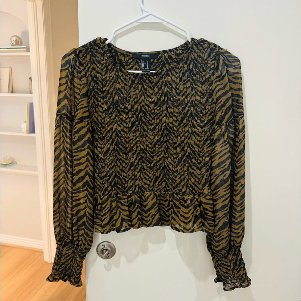 Long sleeved Animal Print Top